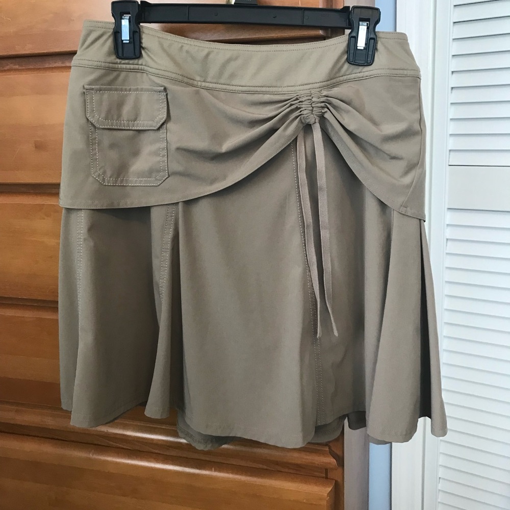 Women’s athleta skort size 8